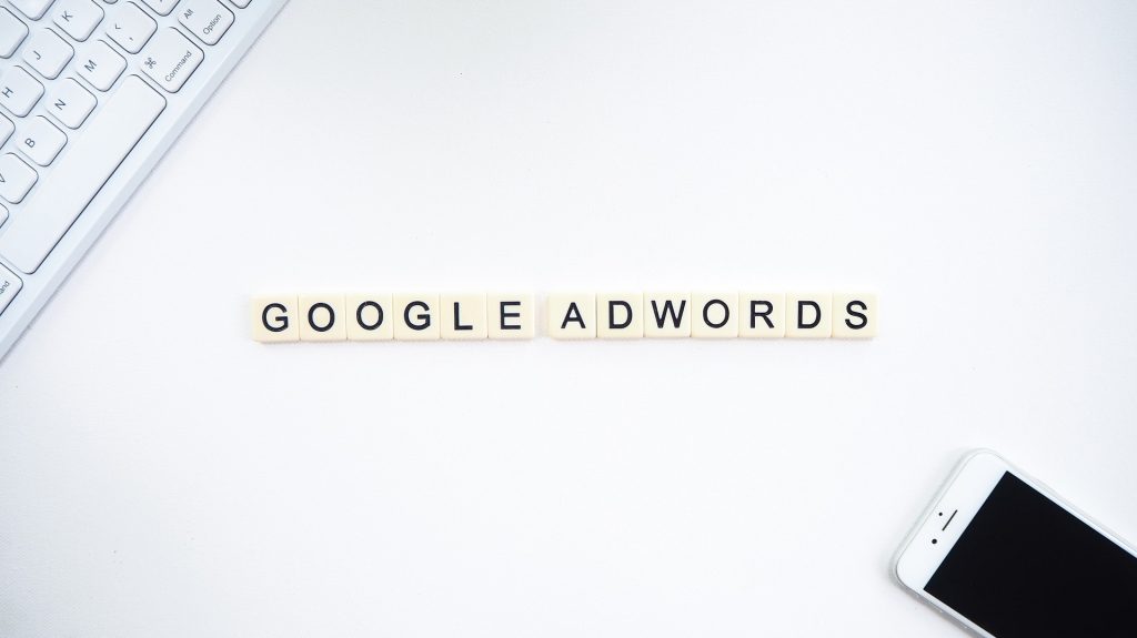Anuncio do Google: letras que, juntas, formam Google Adwords.